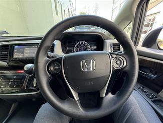 2013 Honda Odyssey - Thumbnail